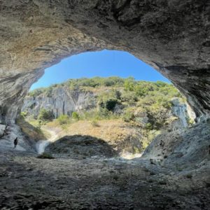 Sur le parcours des Tyroliennes de Rochecolombe, dans le Canyon sec du Vendoule. A proximité d'Aubenas